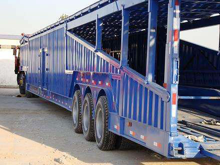 车辆运输半挂车