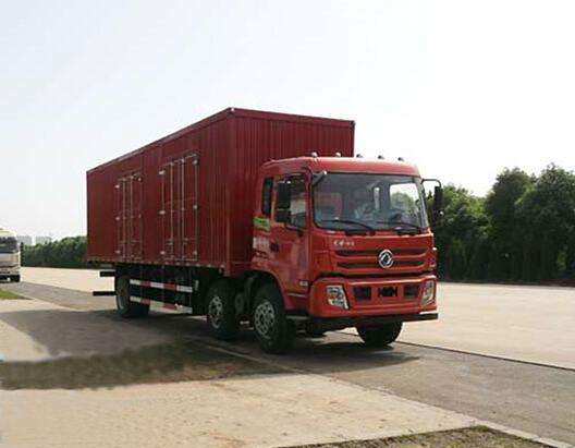 集装箱运输半挂车