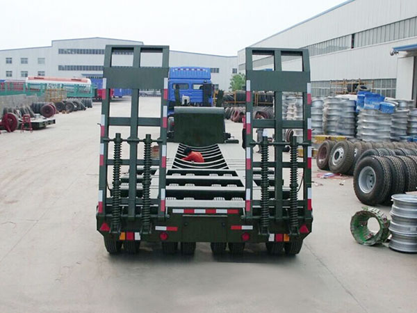 半挂低平板车价格