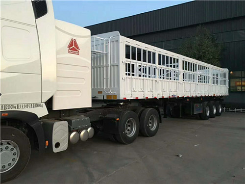 仓栅式半挂车