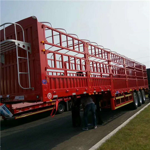 自卸半挂车 自卸半挂车