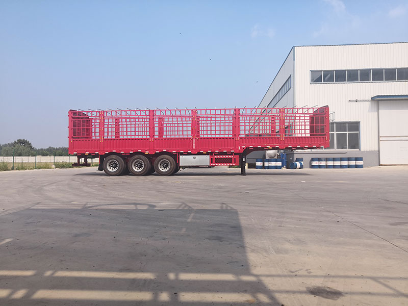 仓栏式运输半挂车